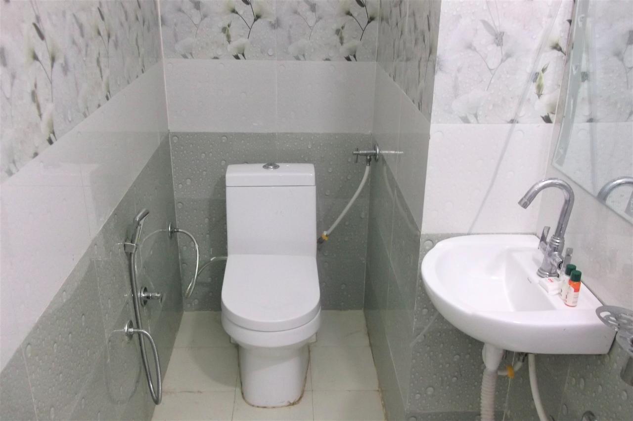גורקפור Oyo 10360 Hotel Grand Manoranjan מראה חיצוני תמונה