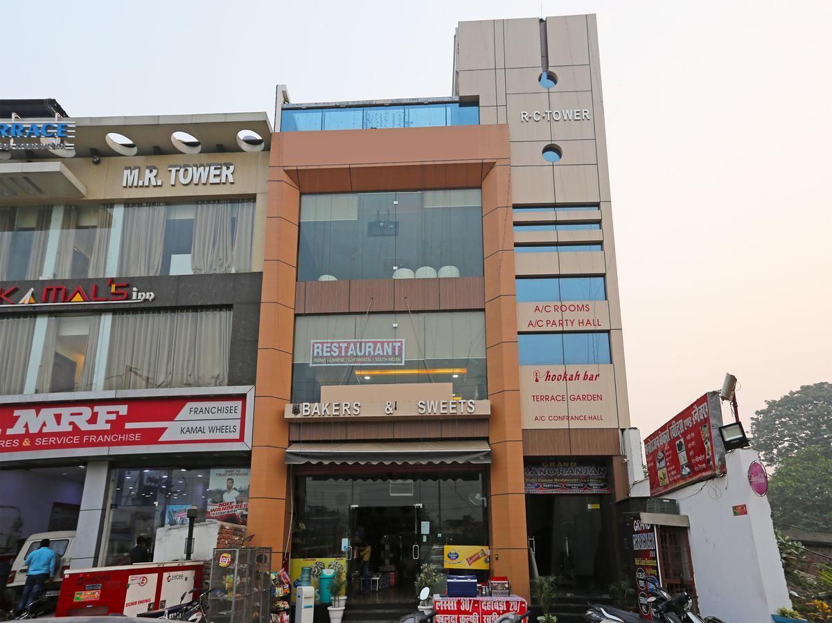 גורקפור Oyo 10360 Hotel Grand Manoranjan מראה חיצוני תמונה
